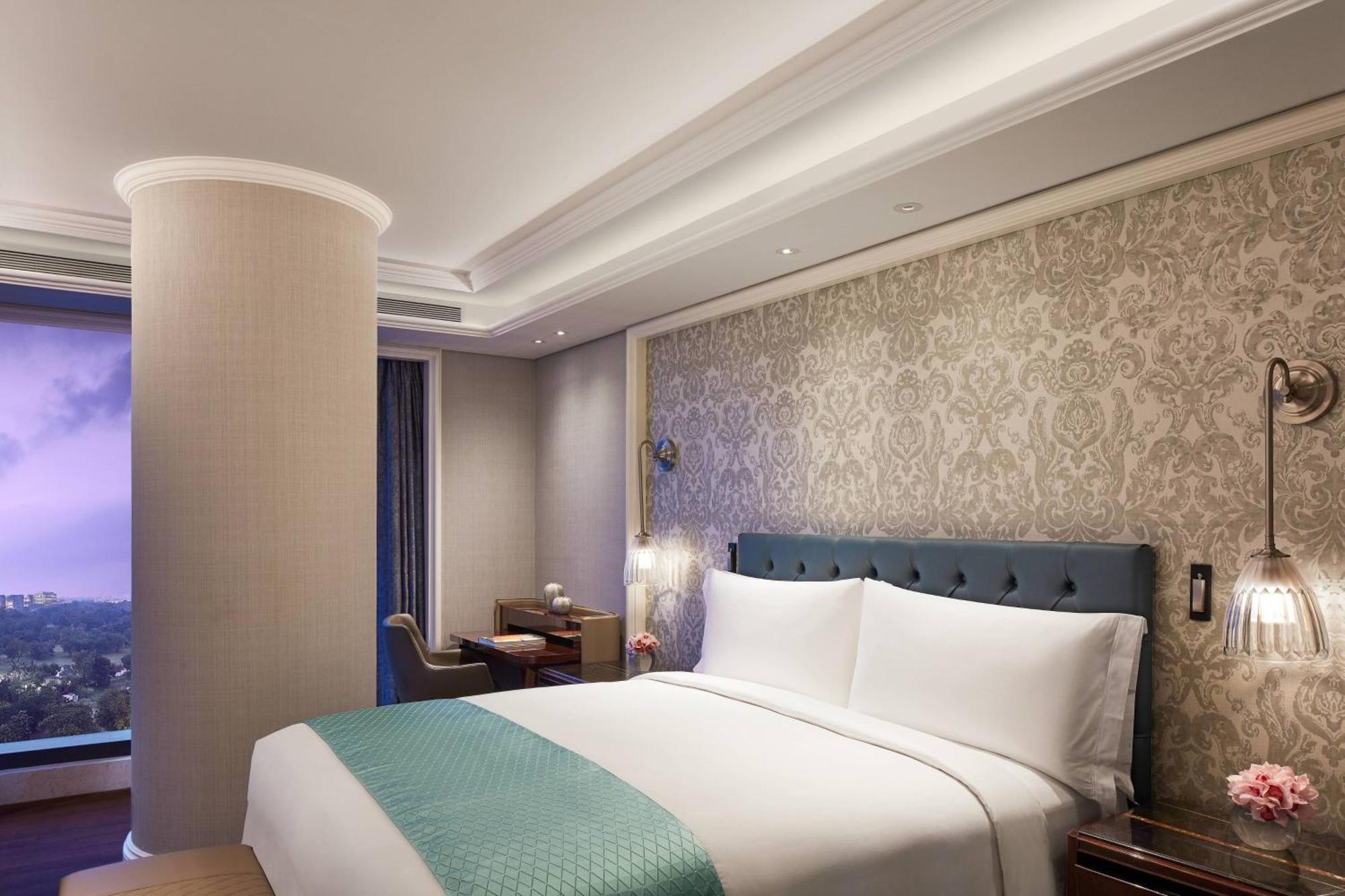 The Ritz-Carlton, Pune Extérieur photo