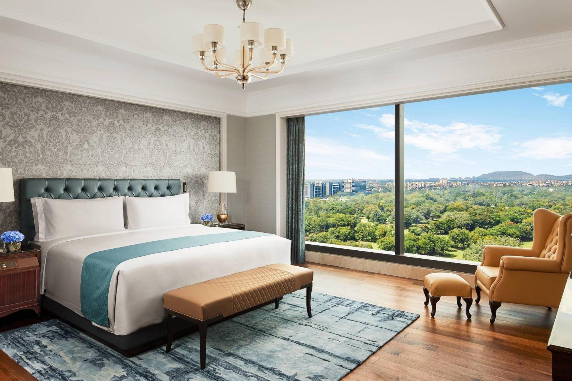 The Ritz-Carlton, Pune Extérieur photo
