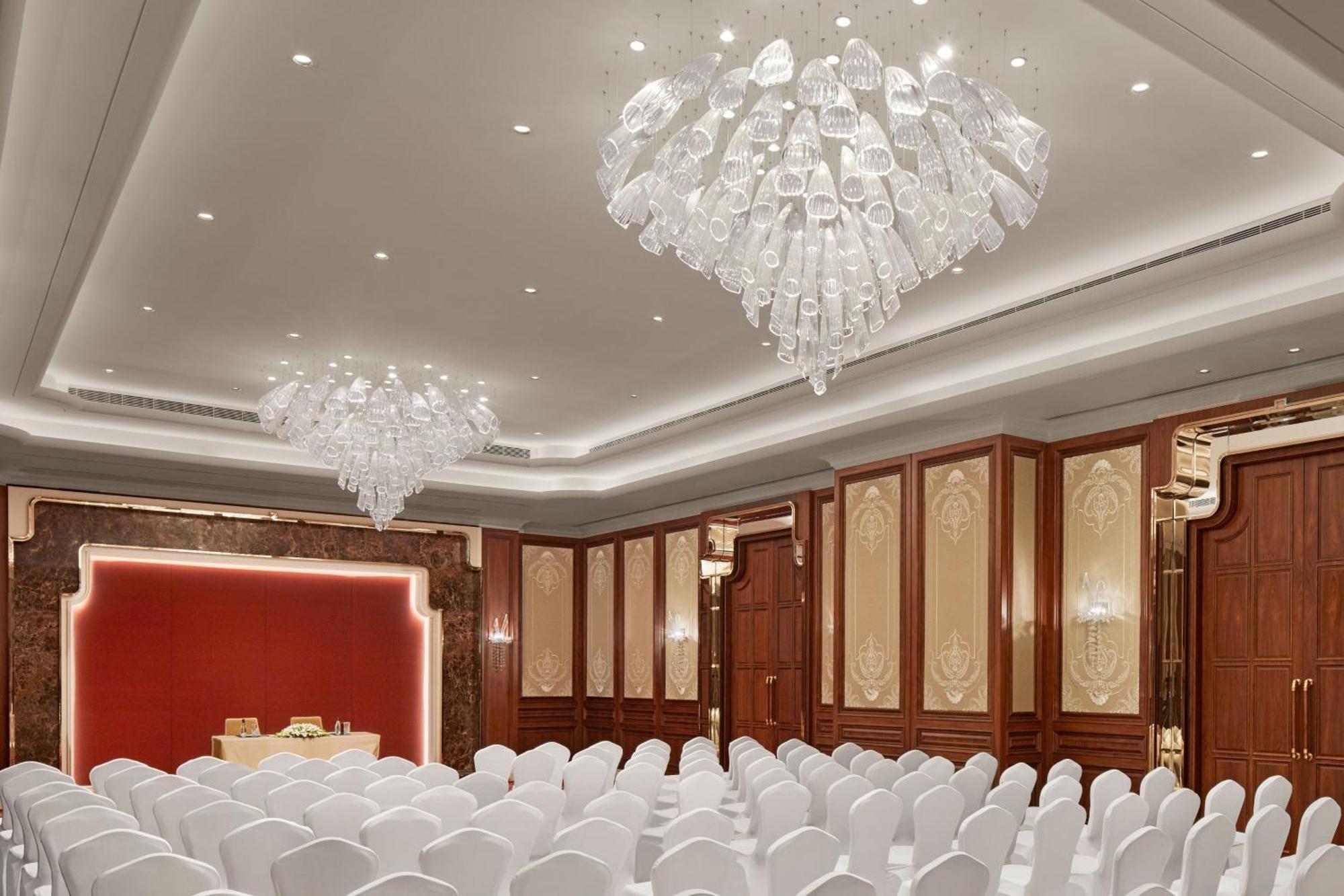 The Ritz-Carlton, Pune Extérieur photo