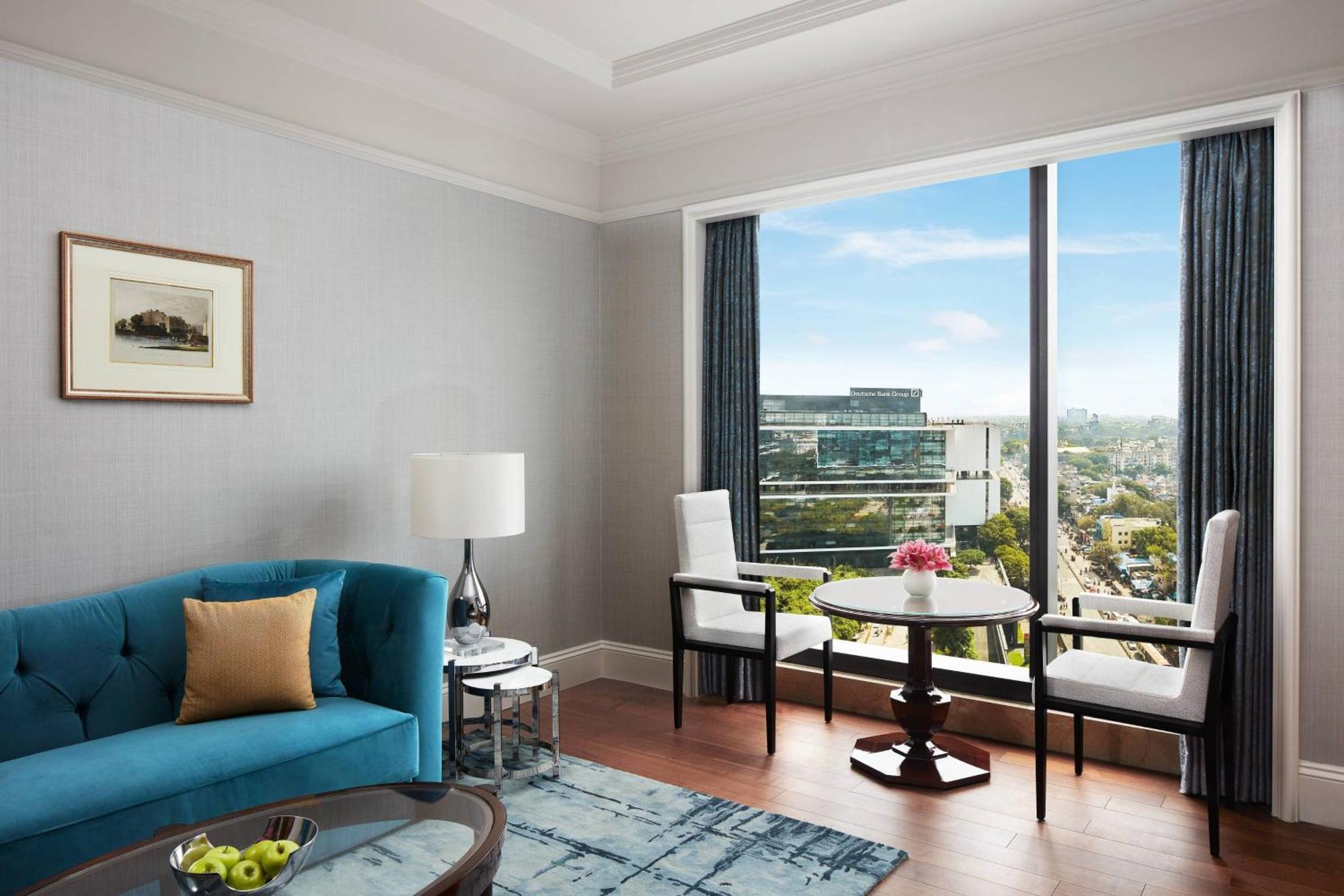 The Ritz-Carlton, Pune Extérieur photo