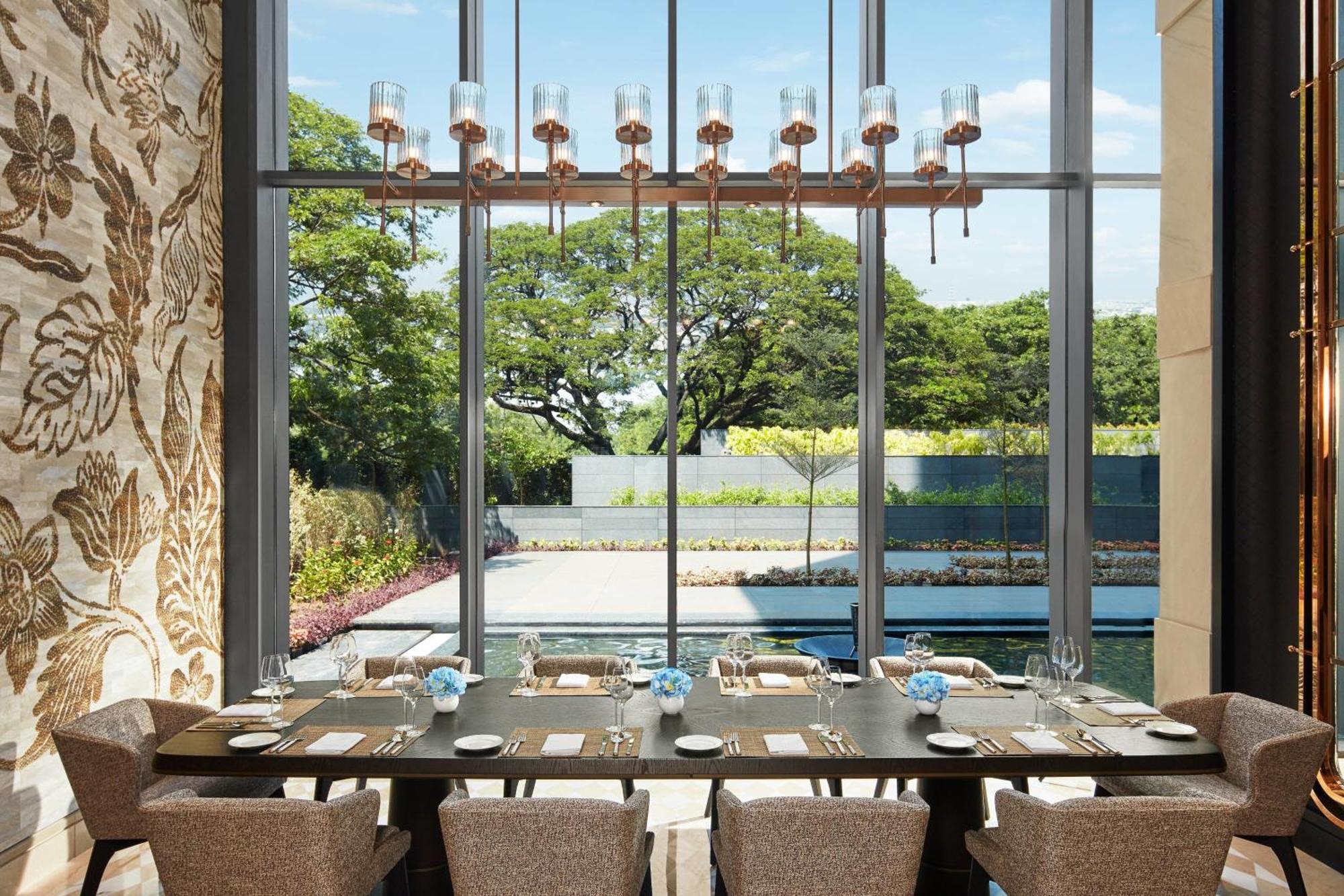 The Ritz-Carlton, Pune Extérieur photo