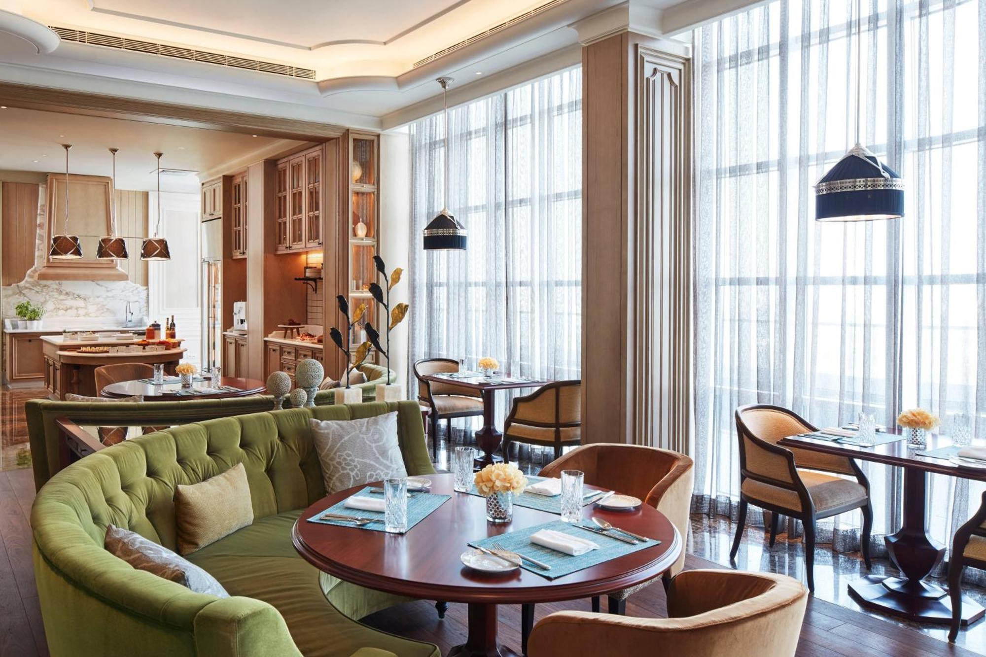The Ritz-Carlton, Pune Extérieur photo